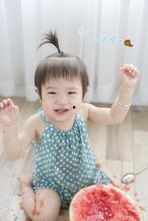 吃瓜小雨娱乐,揭秘娱乐圈幕后故事，带你领略明星真实生活